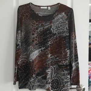 Long sleeve pullover sweater